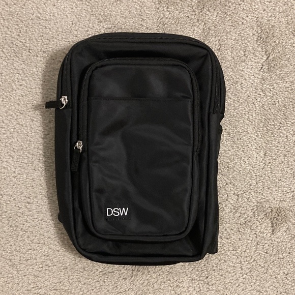 DSW Handbags - DSW Black Sling Bag
